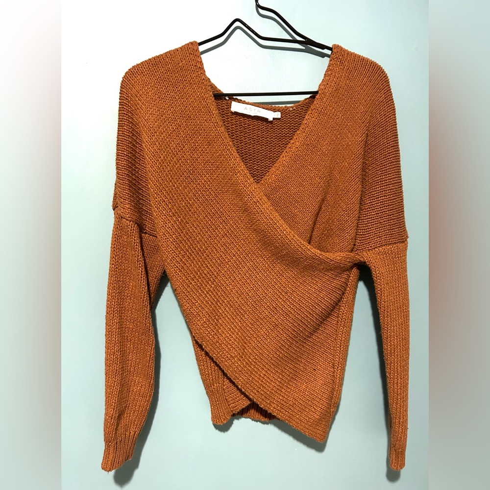 Astr size XS sweater - brown